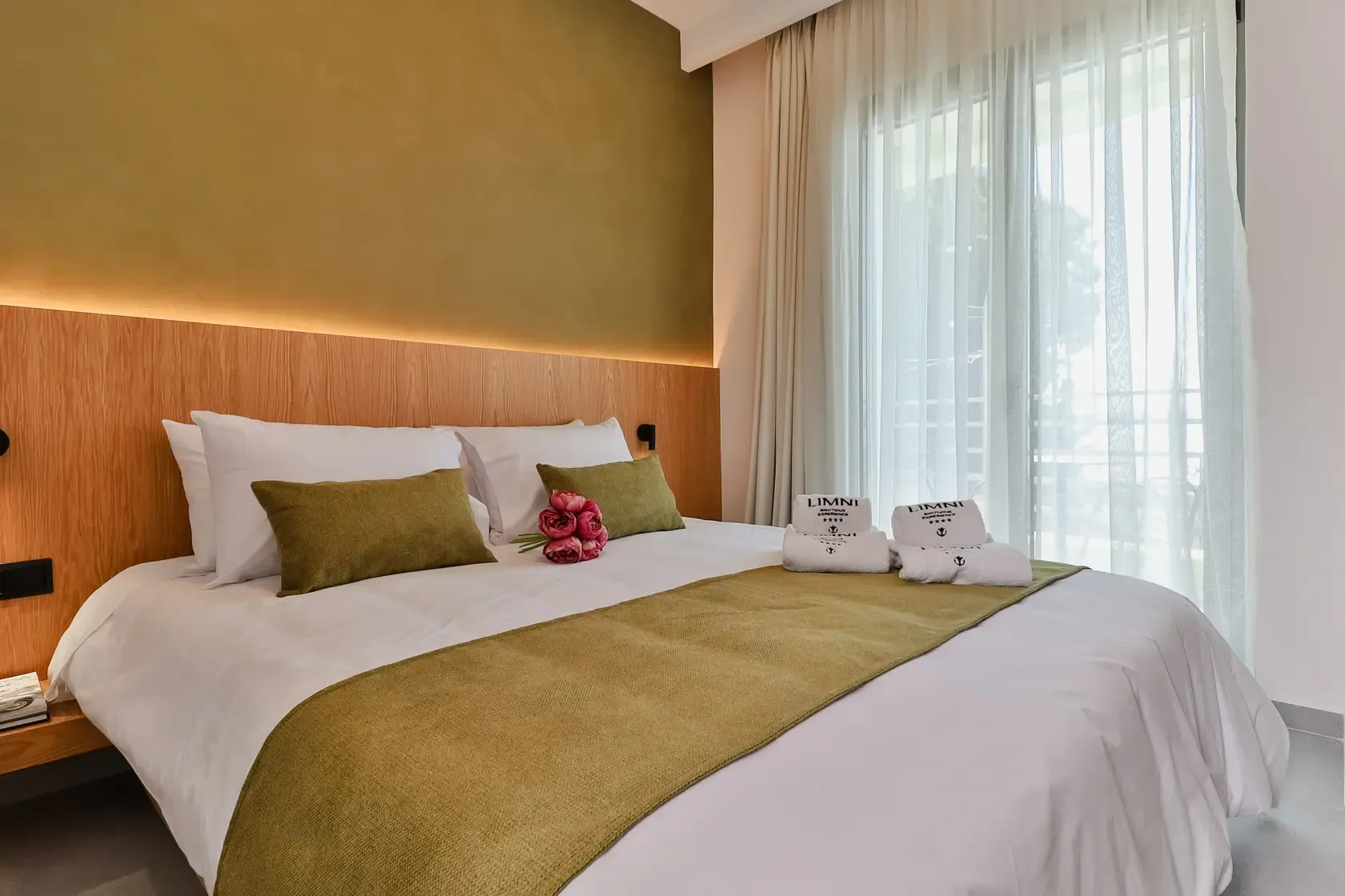 STANDARD DOUBLE ROOM WITH BALCONY